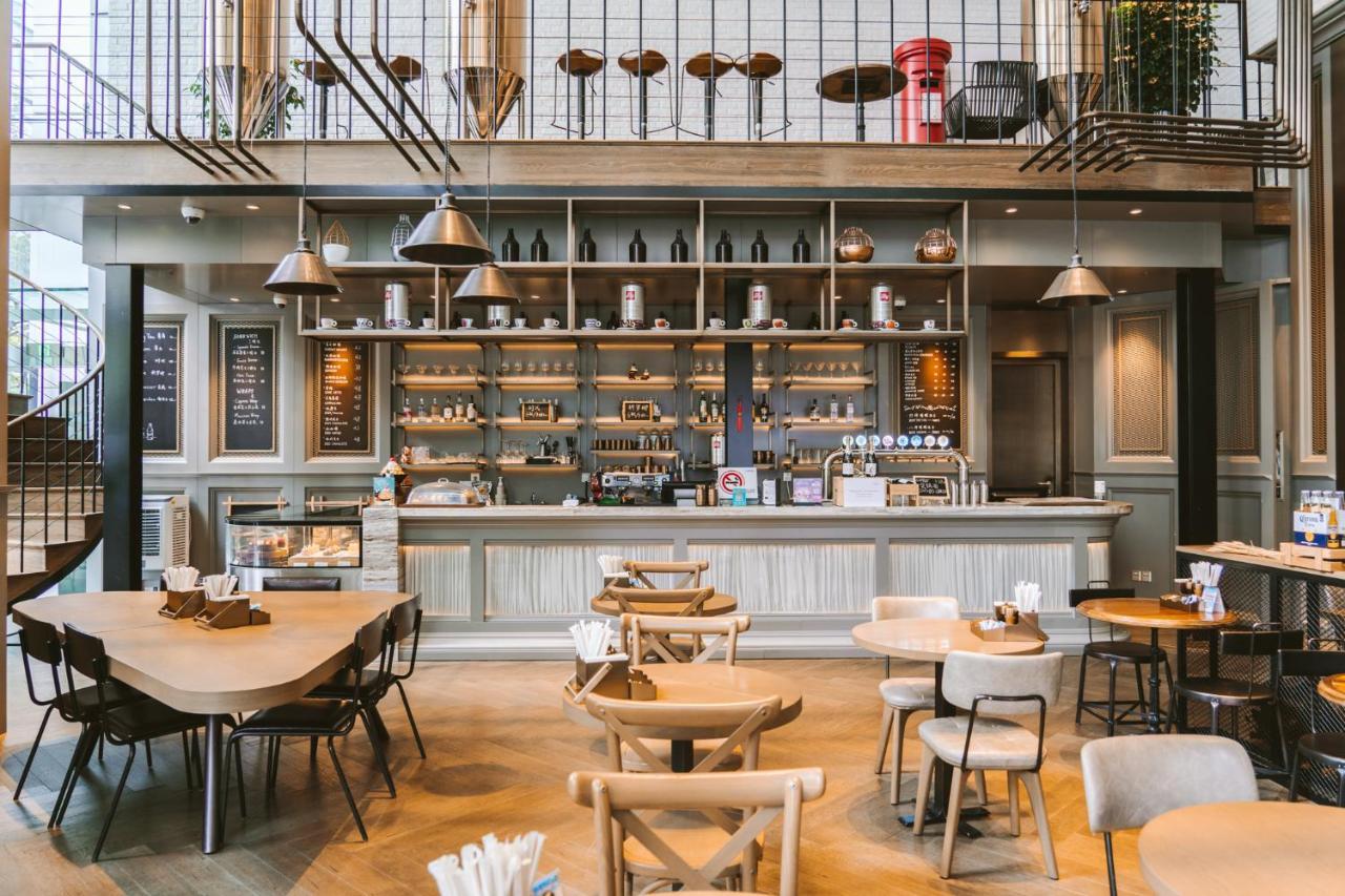Conrad Hotel 5*